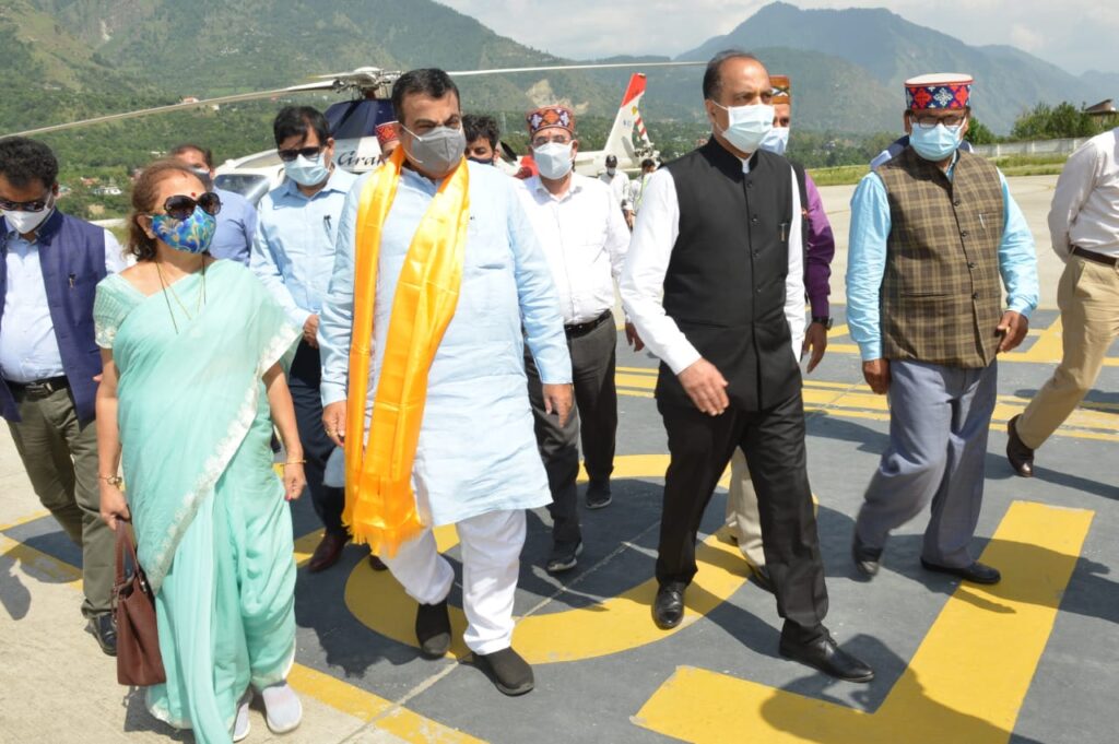 Union Minister Nitin Gadkari on three days HP tour Union Minister Nitin Gadkari on three days HP tour HIMACHAL HEADLINES