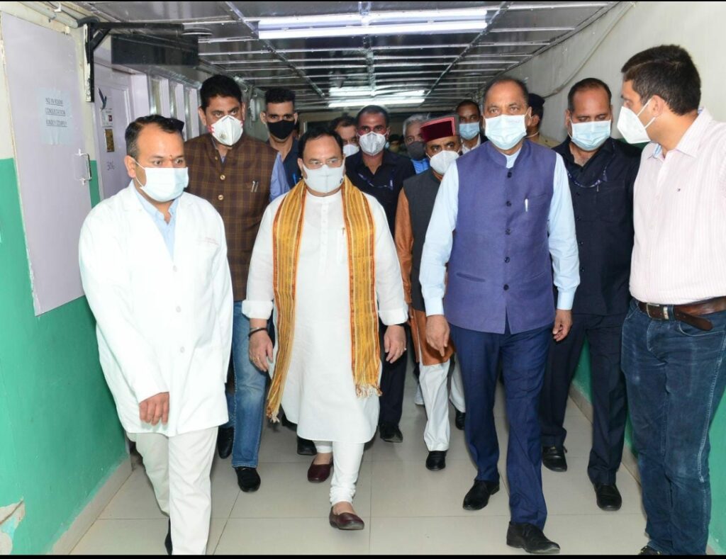 J.P. Nadda enquires about health of Virbhadra Singh HIMACHAL HEADLINES
