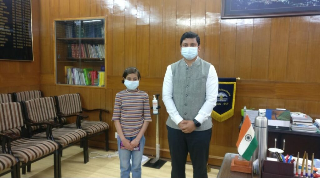 DC meets with under -11 chess champion HIMACHAL HEADLINES