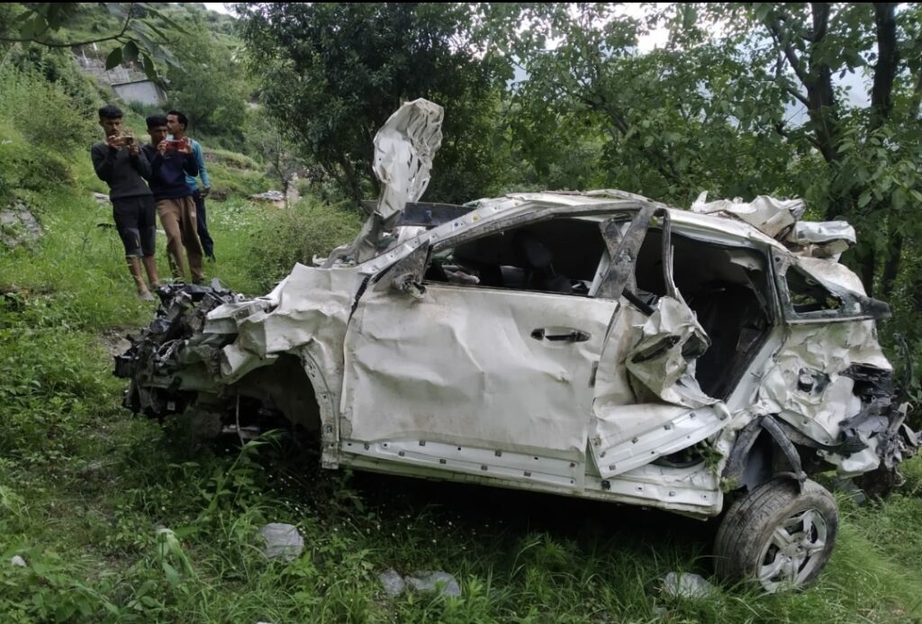 Four die in car mishap in Kupvi area of Shimla district HIMACHAL HEADLINES