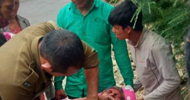 Nine dies, three injured heavy boulder hit tourist vehicle in Kinnuar district HIMACHAL HEADLINES
