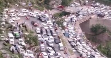 No massive traffic jam in HP;Govt urges to avoid misleading info HIMACHAL HEADLINES