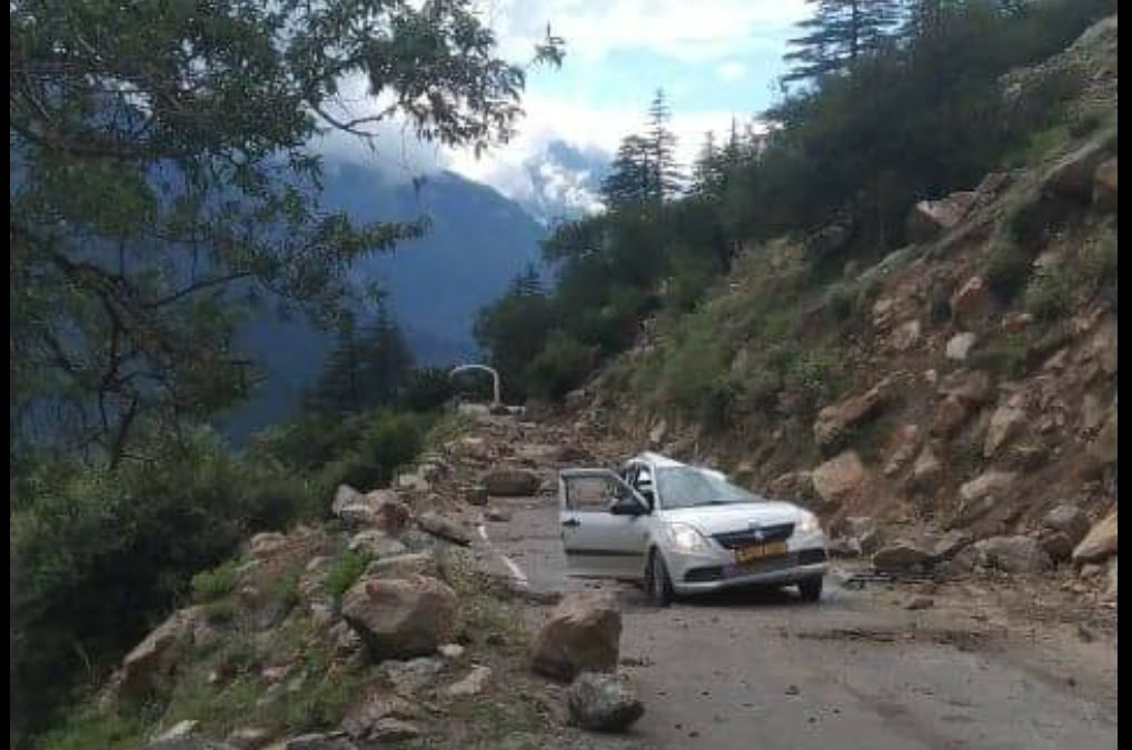 16 people feared die, two injured in rain related mishap in HP HIMACHAL HEADLINES