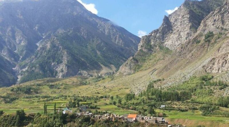 175 Tourist stranded in Pattan valley of HP HIMACHAL HEADLINES