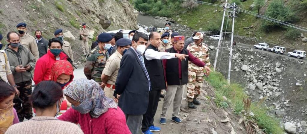 178 stranded persons rescued from Pattan Valley,CM visit flood affected area 178 stranded persons rescued from Pattan Valley,CM visit flood affected area HIMACHAL HEADLINES
