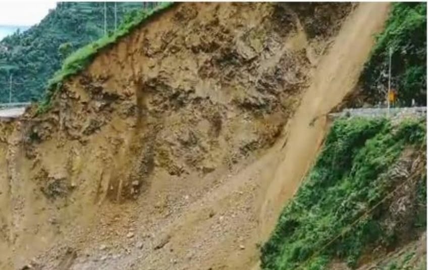 Massive landslides on NH-707, Geologist team from Tehri hydro project requisitioned HIMACHAL HEADLINES