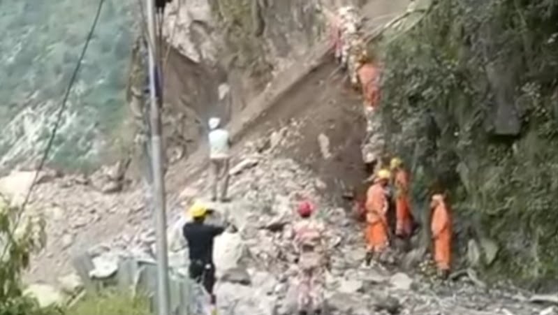 25-30 feared buried in Kinnuar landslide NDRF deployed to rescue HIMACHAL HEADLINES