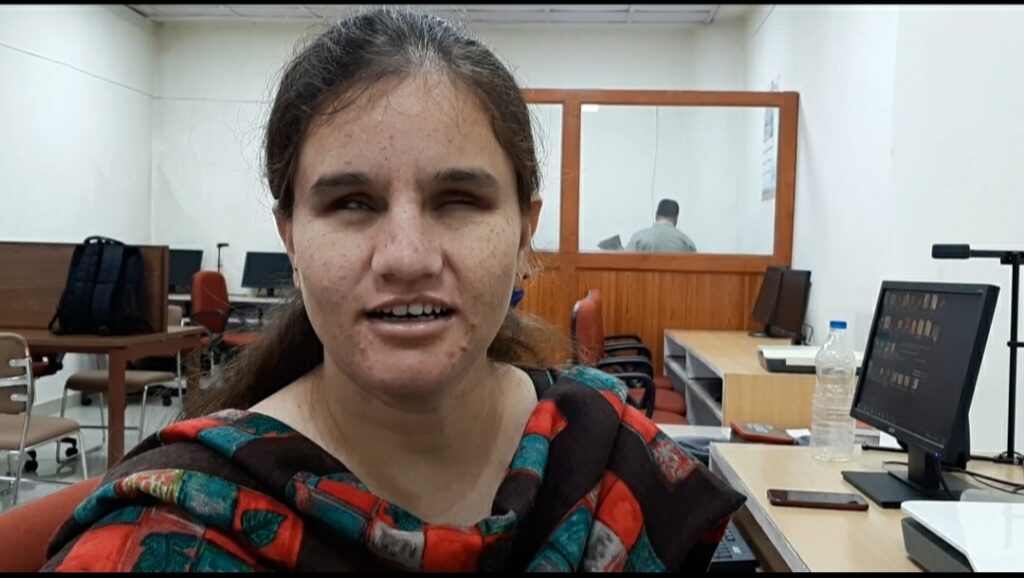 Specially abled Muskan from Himachal becomes Youth icon of Election Commission HIMACHAL HEADLINES