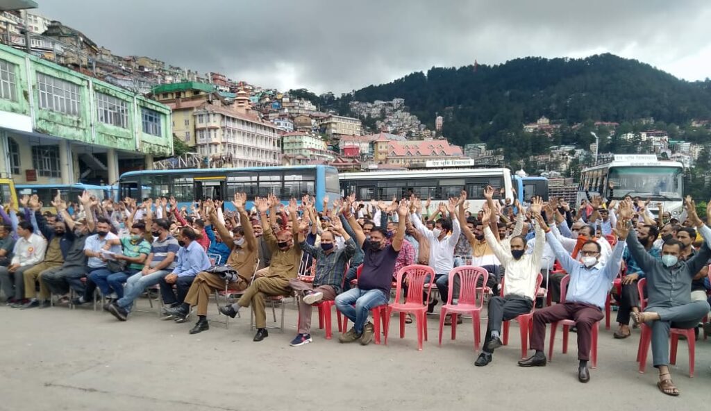Himachal Road Transport Corporation employees stage Protest at Shimla himachal transport