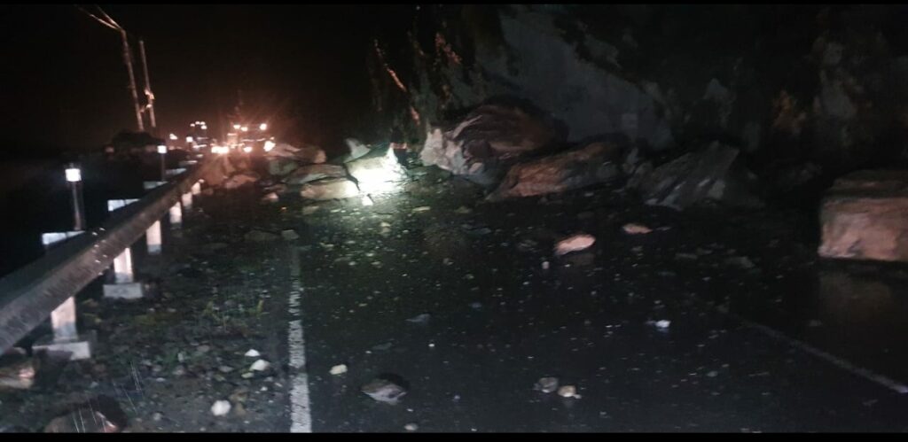 Monsoon furry continue, ten people die many injured in Himachal Monsoon furry continue, ten people die many injured in Himachal HIMACHAL HEADLINES