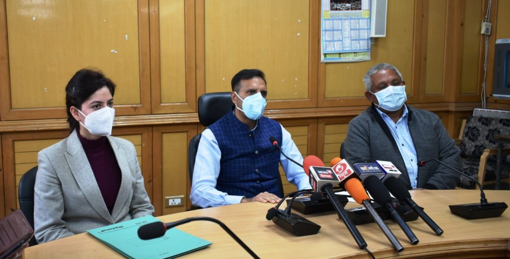 Kinnaur district top in India to vaccinate cent per cent targeted population HIMACHAL HEADLINES