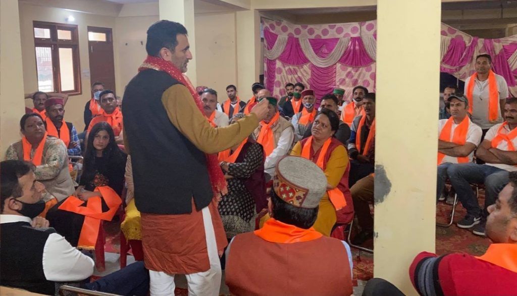 By Election at Jubbal Kotkkahi ; 19 more party and youth office bearers expel by ruling BJP HIMACHAL HEADLINES
