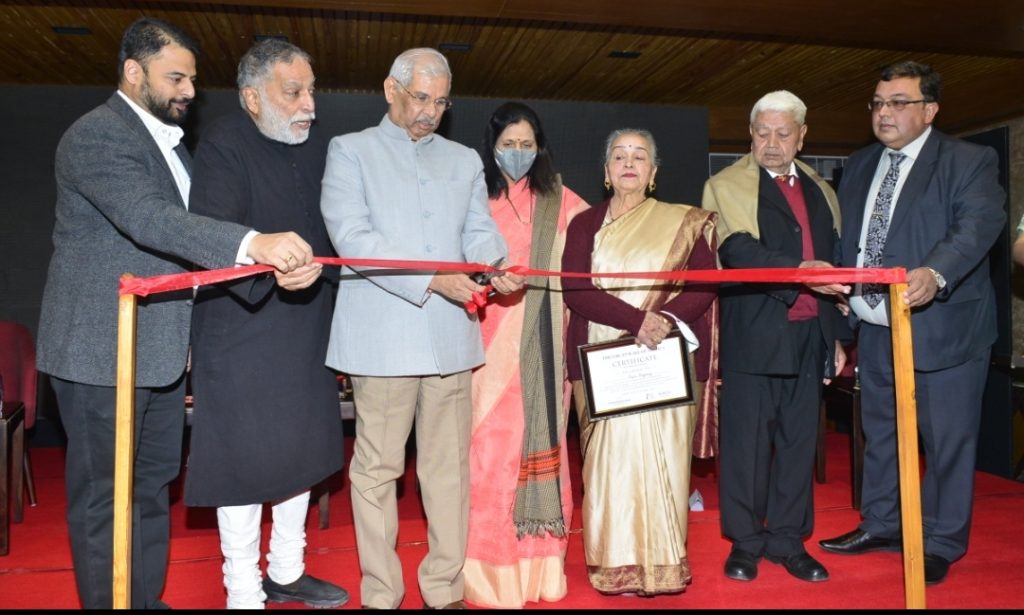 Himachal Governor unveils largest mural Great Wall at Shimla HIMACHAL HEADLINES
