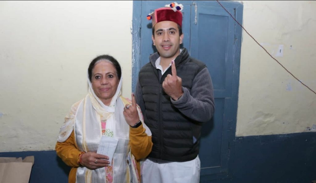 Not single vote in the four polling stations of Kinnuar HIMACHAL HEADLINES