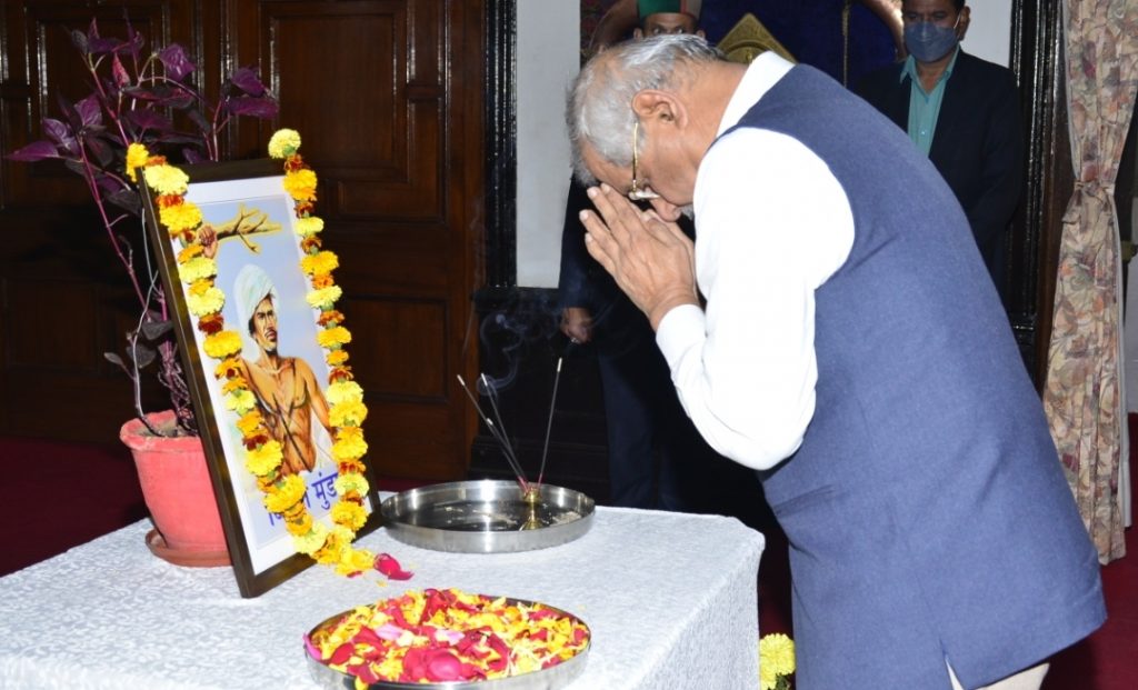 Governor offers floral tributes to Birsa Munda on 'Tribal Pride Day' HIMACHAL HEADLINES