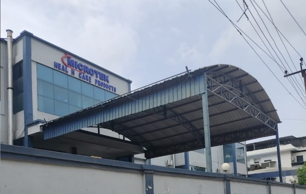 Four stories building collapse after blast in a factory, two died Four stories building collapse after blast in a factory, two died HIMACHAL HEADLINES