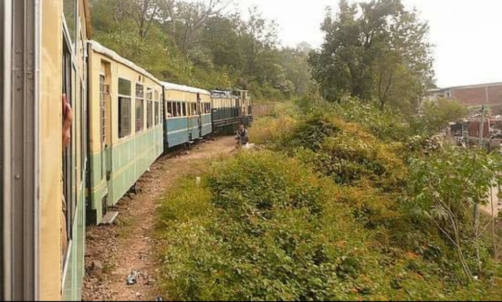 Man dies after he hit by train at Jutogh -Totu station Man dies after he hit by train at Jutogh -Totu station HIMACHAL HEADLINES