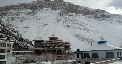 Along NH, 47 road snowbound in Himachal, No power supply in 164 places HIMACHAL HEADLINES