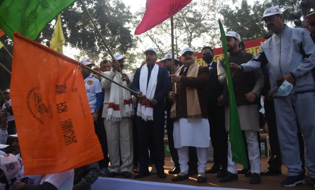 Run for Himachal, Himachal marathon flagged off at New Delhi Run for Himachal, Himachal marathon flagged off at New Delhi HIMACHAL HEADLINES