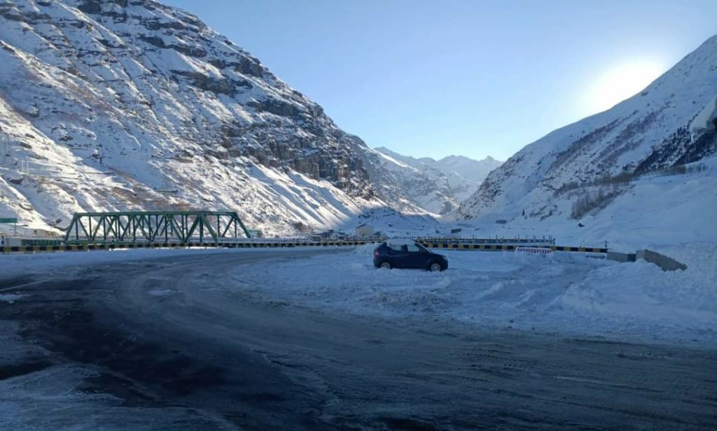 Coldest in the season: Keylong freezes at minus 10.5 HIMACHAL HEADLINES