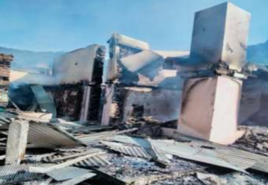 Two houses gutted in devastating fire in Anni of Kullu district Two houses gutted in devastating fire in Anni of Kullu district HIMACHAL HEADLINES
