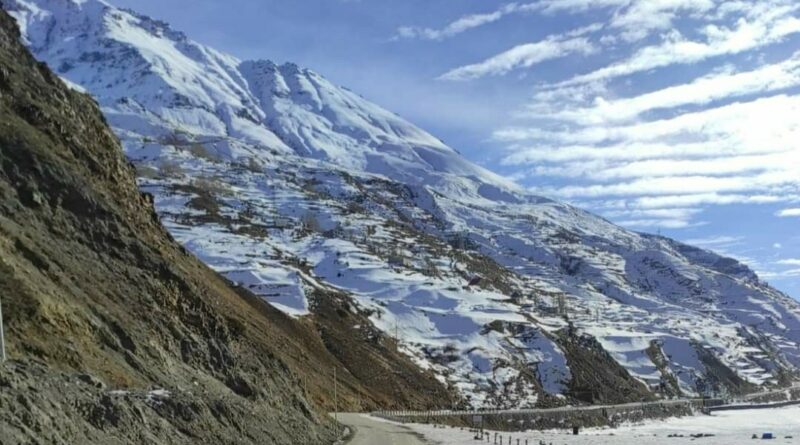 Eight districts receive Snowfall in Himachal Pradesh HIMACHAL HEADLINES