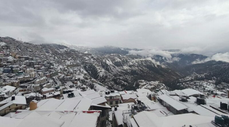 Kufri, Shimla & Dalhousie wraps white blanket of snow HIMACHAL HEADLINES