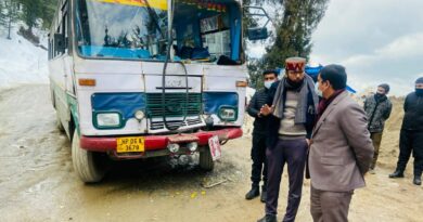 13 injured HRTC bus mishap near Kufri HIMACHAL HEADLINES