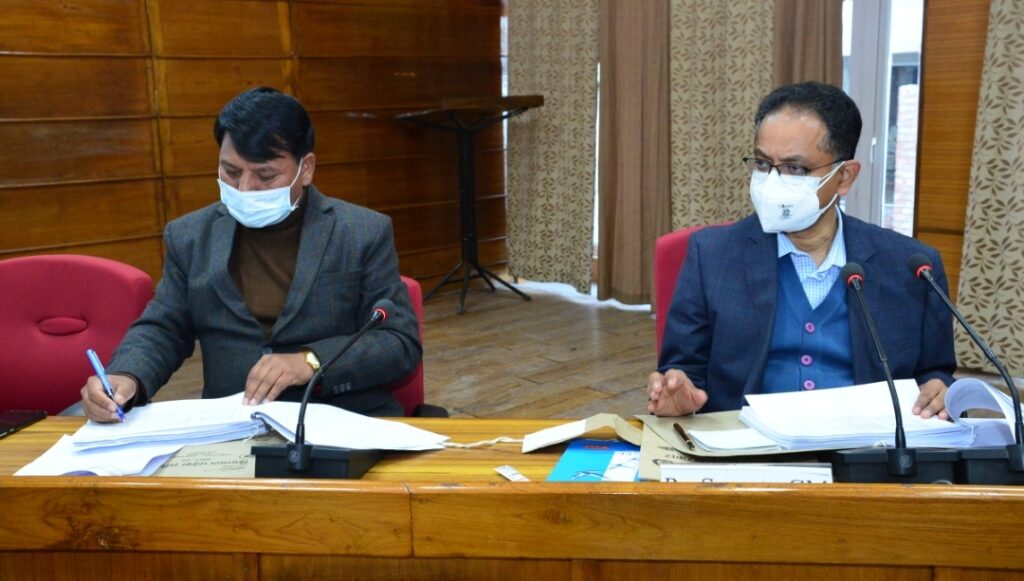Review of implementation of Chief Minister announcements HIMACHAL HEADLINES
