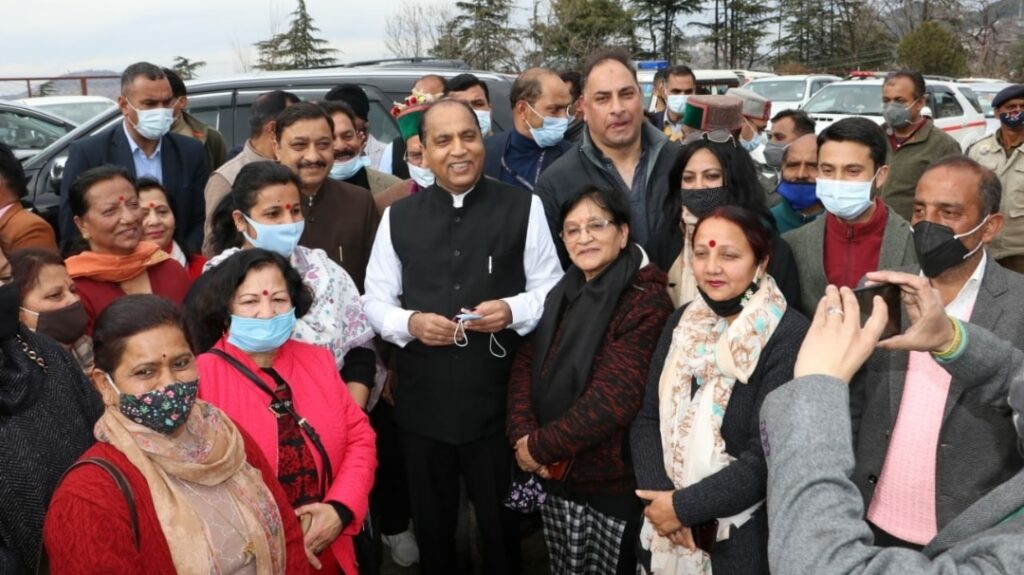 CM returns to Shimla after being discharged from AIIMS HIMACHAL HEADLINES