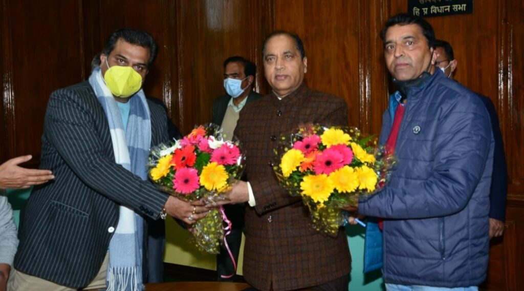 Medico's pen down strike call off Medico's pen down strike call off HIMACHAL HEADLINES