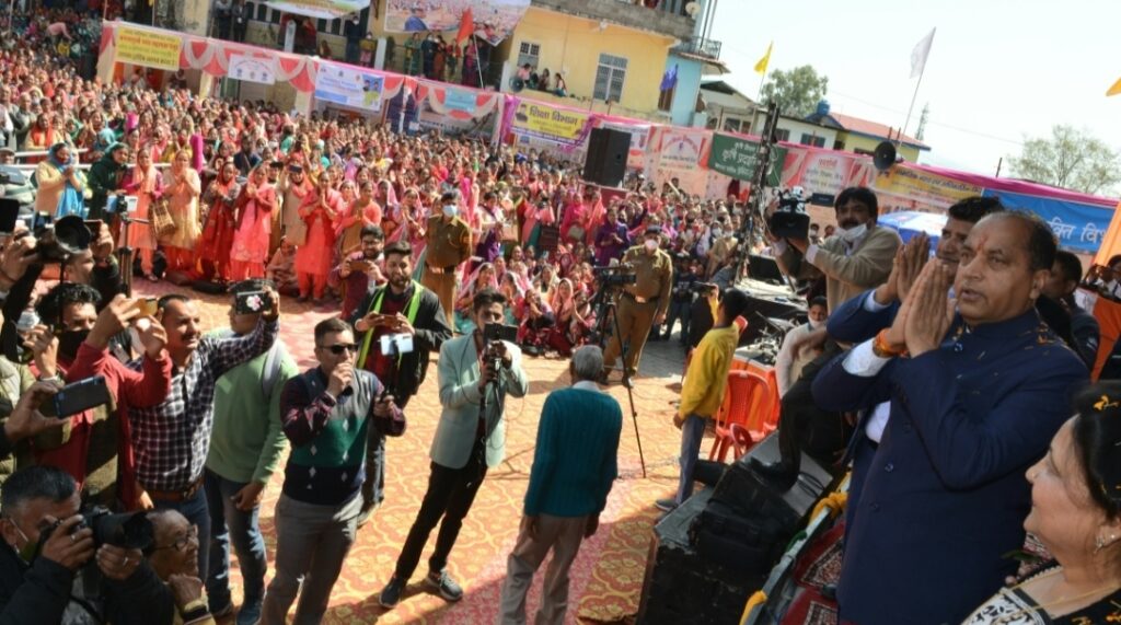 No Plan to create new districts in HP : CM HIMACHAL HEADLINES