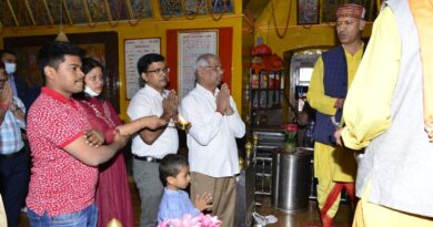 Governor pays obeisance at Jakhu Temple HIMACHAL HEADLINES