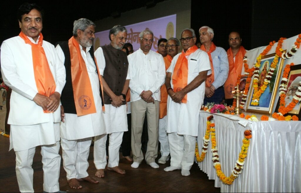 Governor participates in Loktantra Vijya Diwas HIMACHAL HEADLINES