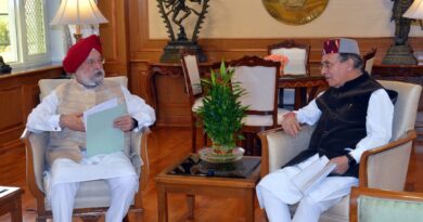 UD Minister calls on Union Minister for Housing and Urban Affairs HIMACHAL HEADLINES