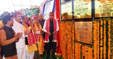 CM lays foundation stones of Rs. 70 crore in Anni Vidhan Sabha area HIMACHAL HEADLINES