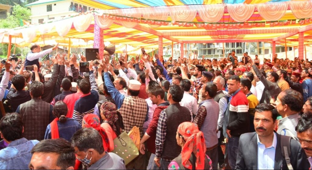 CM launches ‘Chale Booth Ki Ore-Barae Jeet Ki Ore' campaign from Thunag HIMACHAL HEADLINES