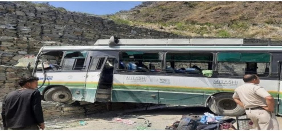 JCC of HP Transport Employees condemns minister's statement HIMACHAL HEADLINES