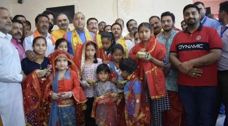 Chief Minister visits Radha Soami Satsang Beas Centre at Paraur HIMACHAL HEADLINES