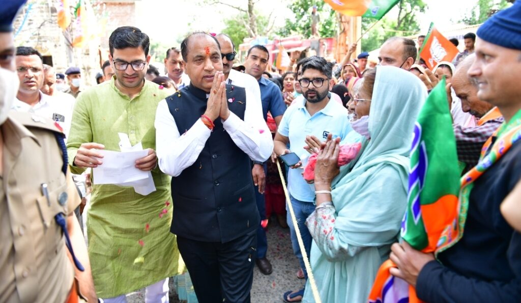 CM visits Kunal Patthari temple CM visits Kunal Patthari temple HIMACHAL HEADLINES