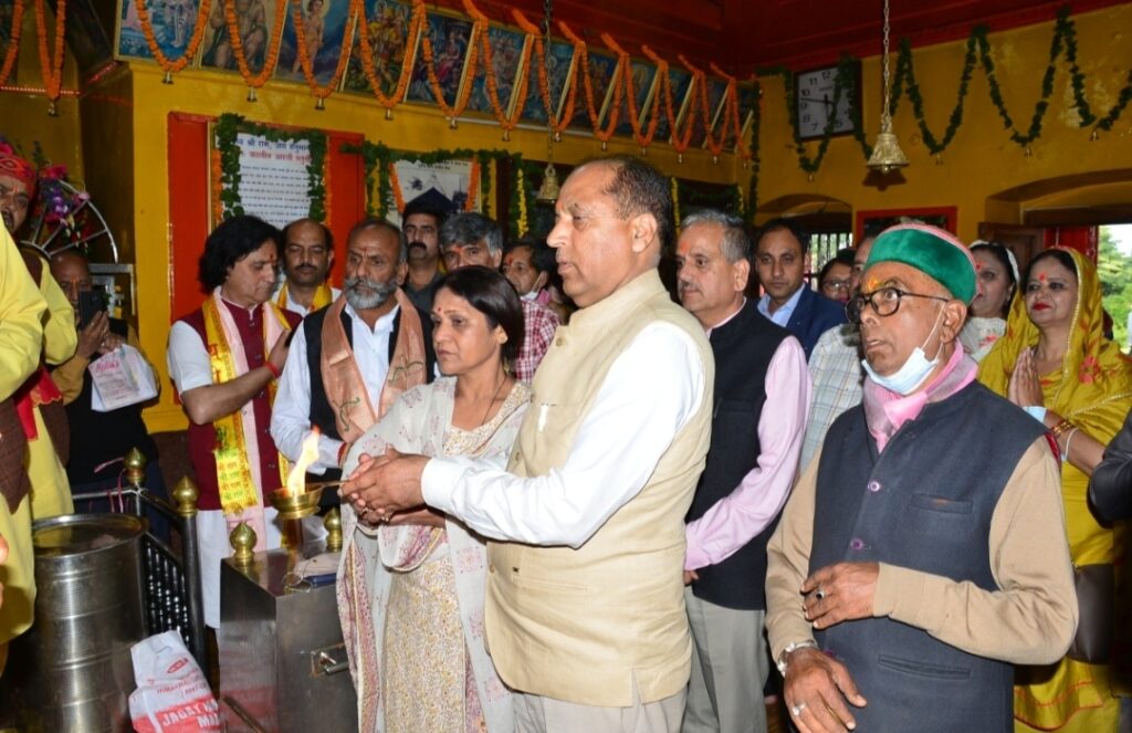 CM pays obeisance at Shri Hanuman Temple Jakhu HIMACHAL HEADLINES
