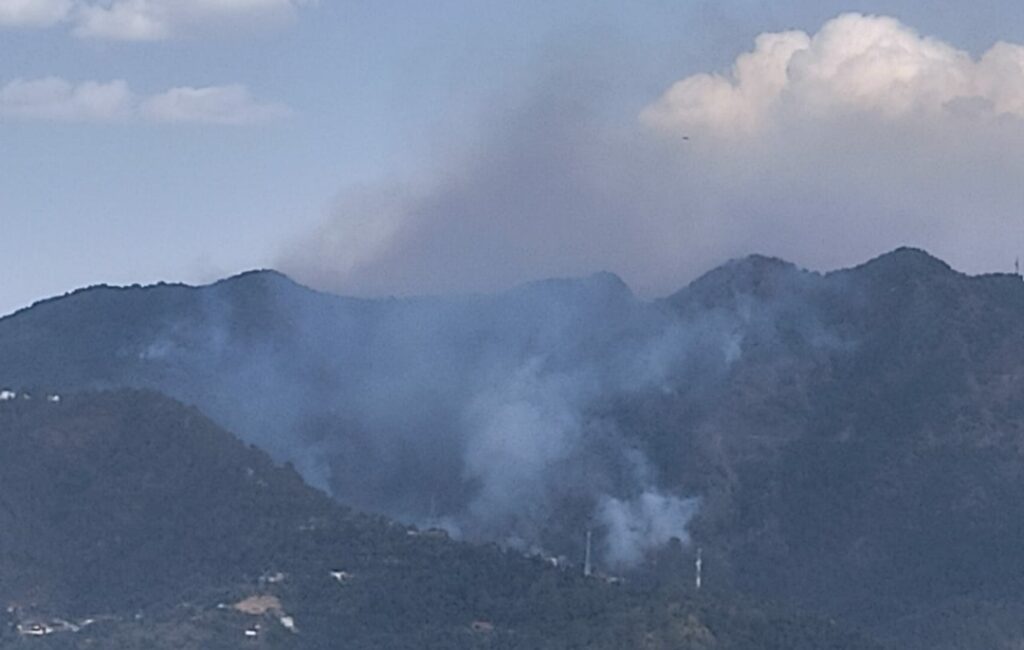 ITBP camp and two village in the line of massive forest fire  HIMACHAL HEADLINES