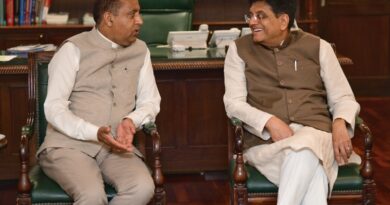 CM meets Union Minister for Commerce and Industry CM meets Union Minister for Commerce and Industry HIMACHAL HEADLINES