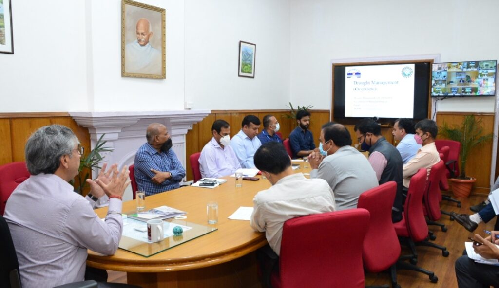 75 Amrit Sarovar to be constructed in each district under Catch the Rain program HIMACHAL HEADLINES
