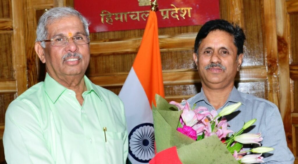 VC Technical University calls on Governor VC Technical University calls on Governor HIMACHAL HEADLINES