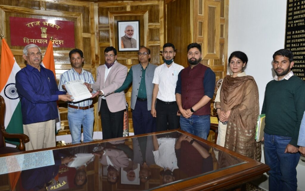 Delegation of Geographical Society call on Governor HIMACHAL HEADLINES