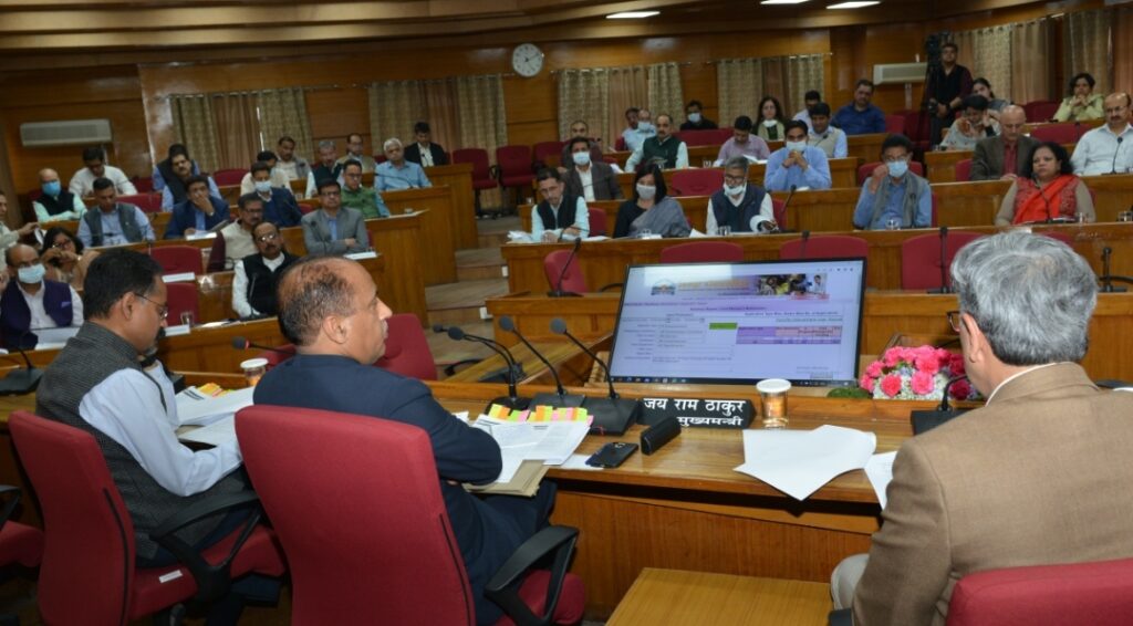 CM emphasis on completion of important projects of state government CM emphasis on completion of important projects of state government HIMACHAL HEADLINES