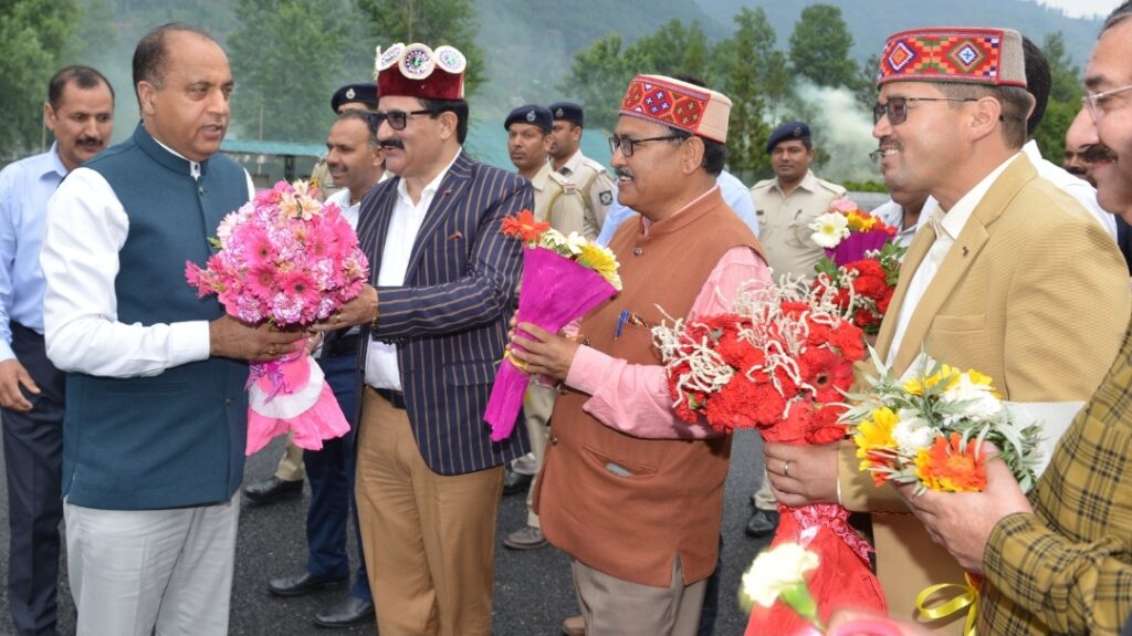CM lays foundation stone of six developmental projects of Rs. 15.19 crore at Patlikuhal CM lays foundation stone of six developmental projects of Rs. 15.19 crore at Patlikuhal HIMACHAL HEADLINES