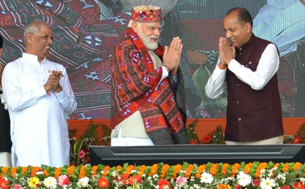 PM Lauds Jai Ram Thakur Government for  its good work in Himachal HIMACHAL HEADLINES
