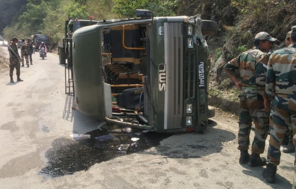 Four injured as Army vehicle overturn in Chamba HIMACHAL HEADLINES